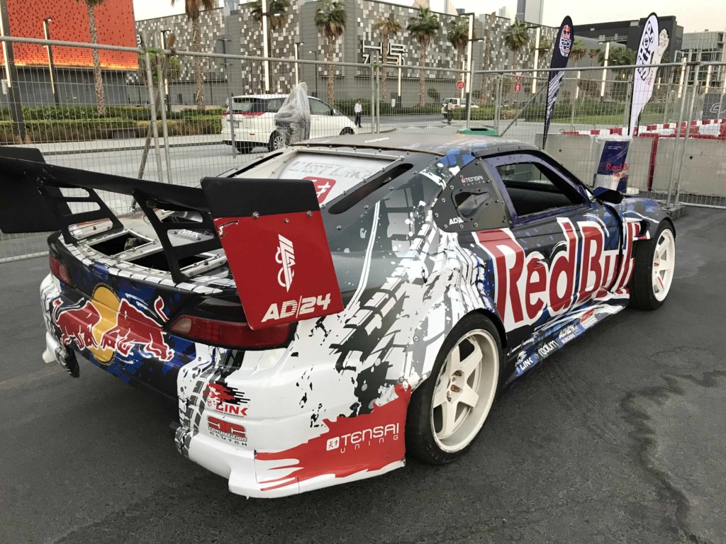 redbull-car-drift-city-walk-dubai-6